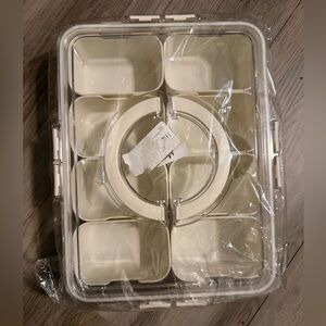 Cream Plastic Snack Organizer